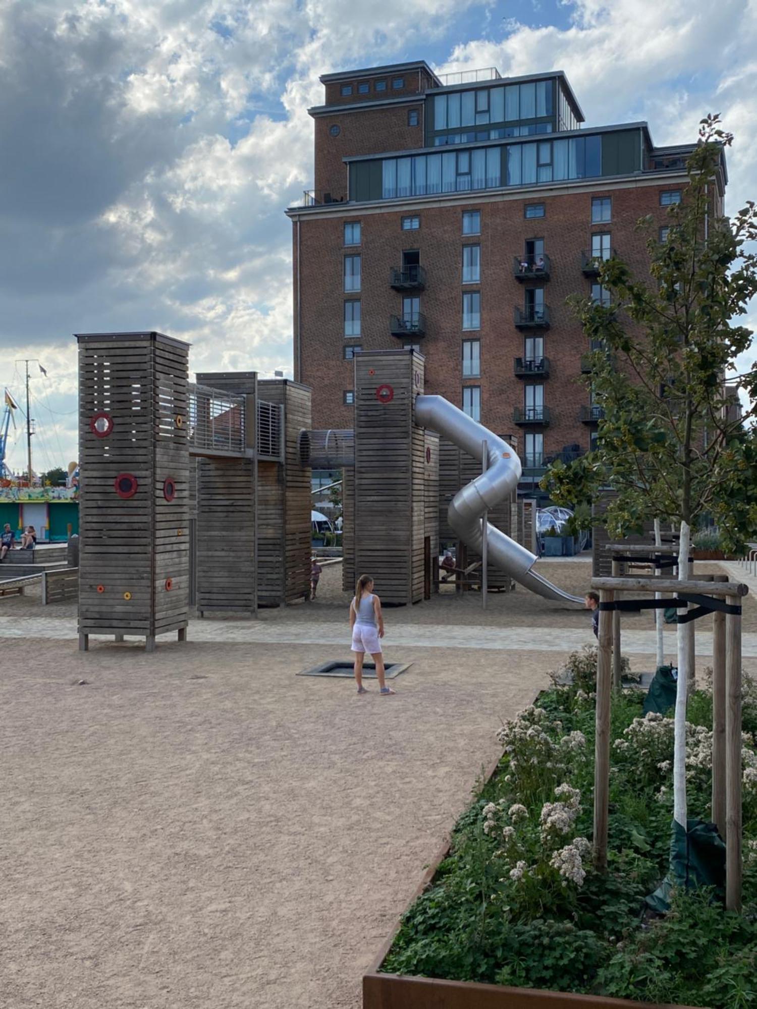 Meerblick, Balkon Und Private Sauna Im Historischen Getreidespeicher Wismar Exterior photo