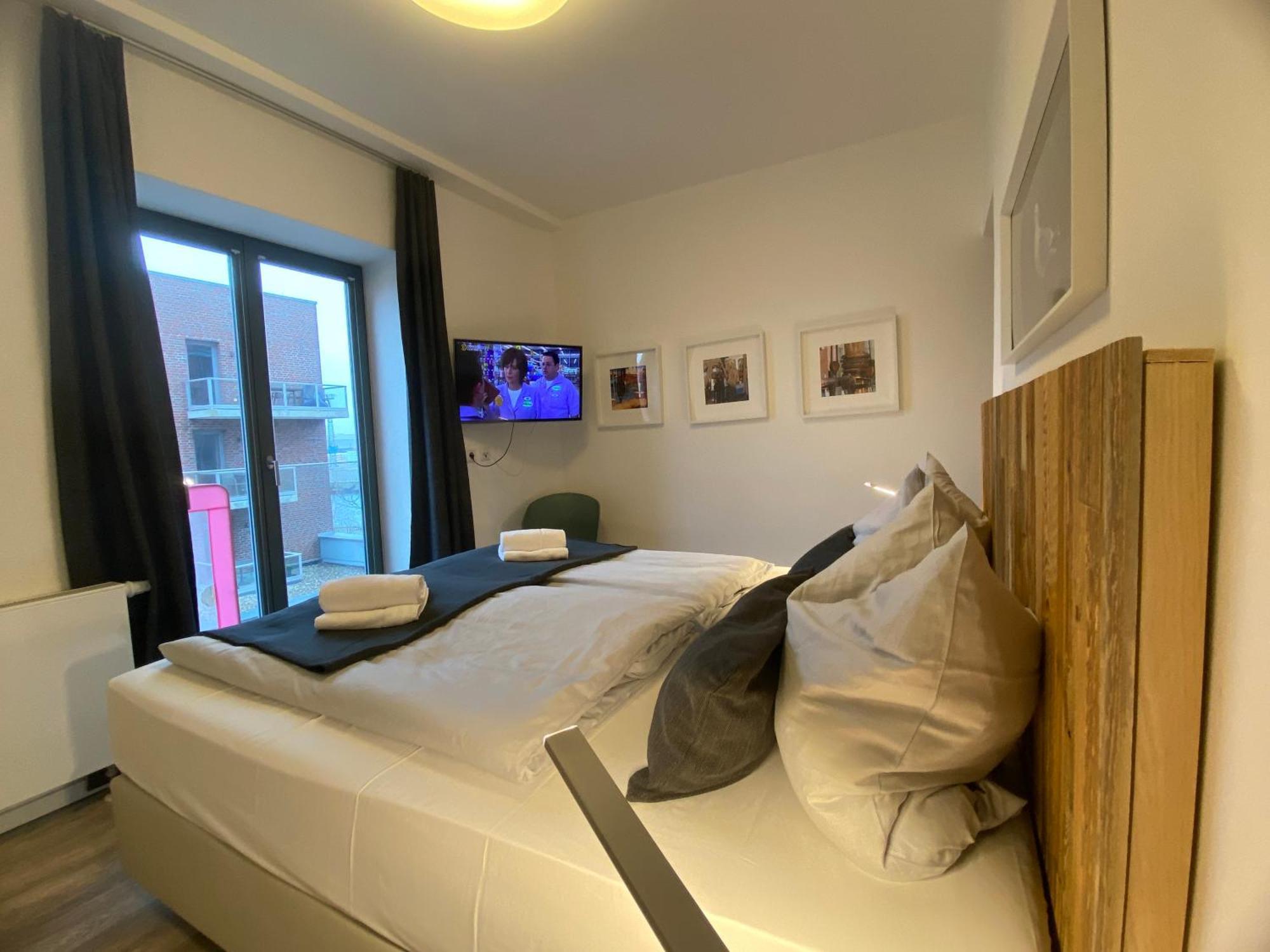Meerblick, Balkon Und Private Sauna Im Historischen Getreidespeicher Wismar Exterior photo
